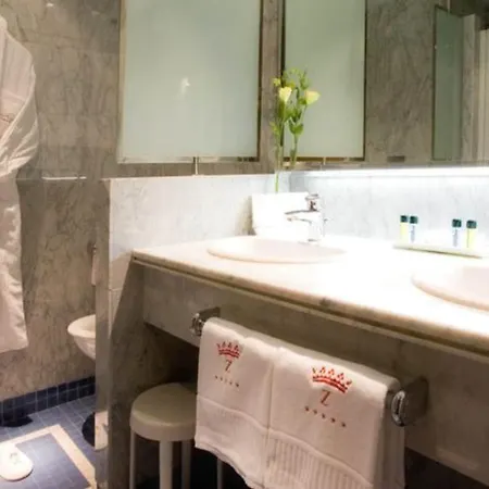 Hotel Palafox 5*