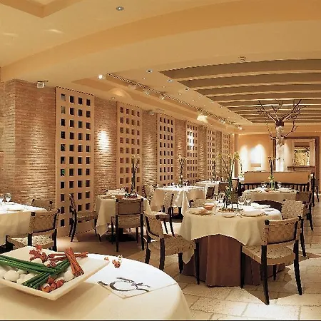 Hotel Palafox 5*